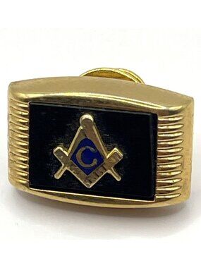 Vintage Masonic Lapel Pin Gold Tone With Square & Compass Emblem A360